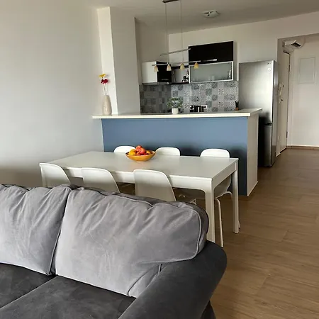 Zana Apartment Bol