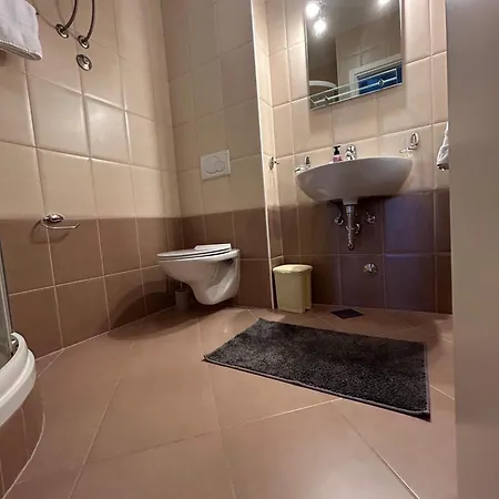 Zana Apartment *